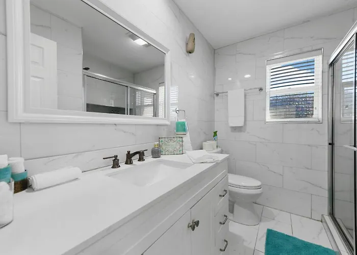 Holiday home Diamond Waters Near Dfw & Stadium , Private Pool Fort Worth