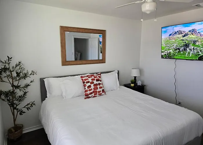 Holiday home Diamond Waters Near Dfw & Stadium , Private Pool