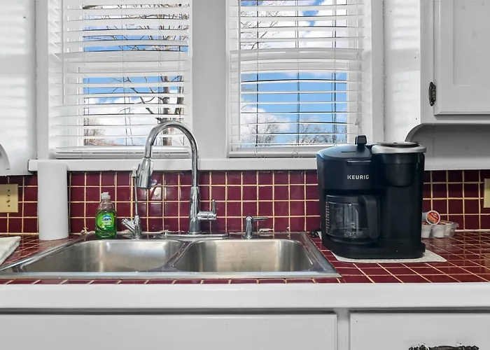 Diamond Waters Near Dfw & Stadium , Private Pool